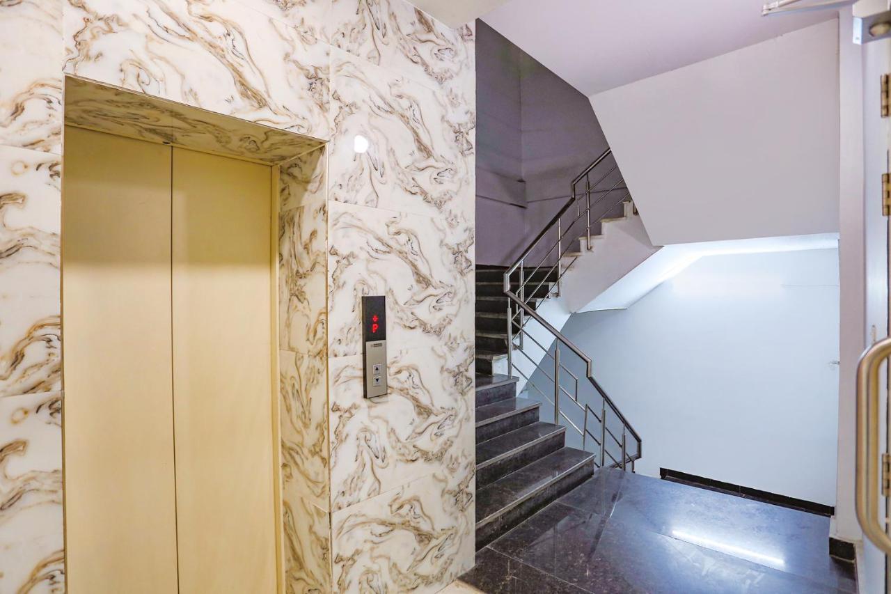 Fabhotel Silver Saffron Peera Garhi New Delhi